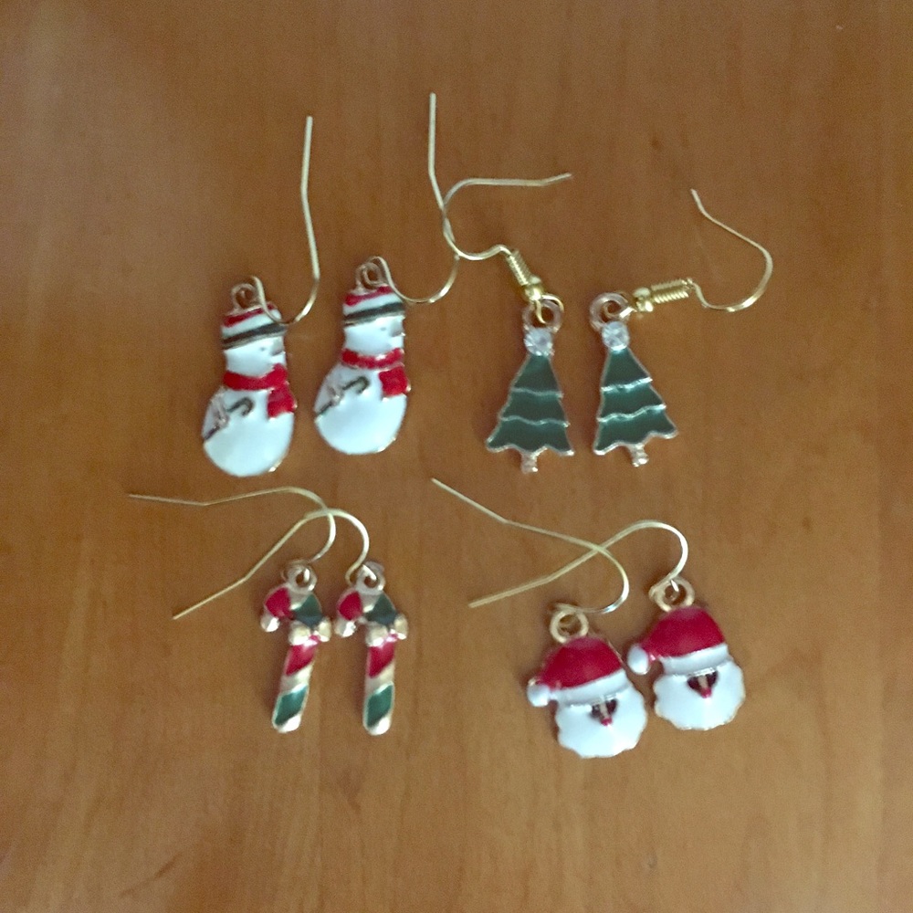3/$10 Christmas earrings!